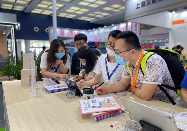 柔果AI練字解決方案，全新亮相第79屆中國教育裝備展示會